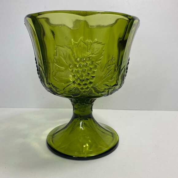 Vintage Indiana Glass Harvest Green Pressed Glass Grape Footed Candy & Compote - Picture 1 of 5